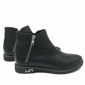 Ghete dama din piele naturala neagra