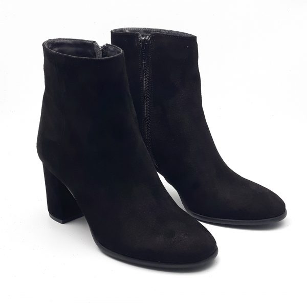 Ghete dama din piele naturala intoarsa neagra - imagine 3