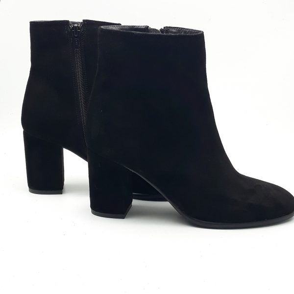 Ghete dama din piele naturala intoarsa neagra - imagine 2