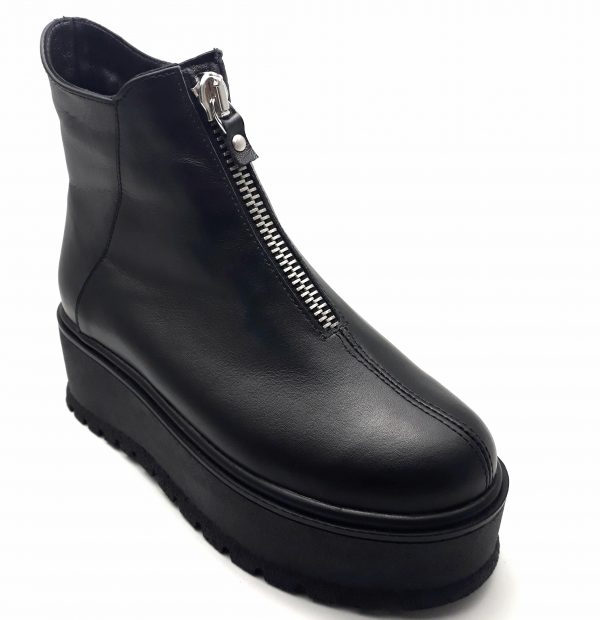 Ghete dama din piele naturala neagra